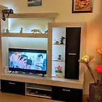 Sunny Beach Retreat For Two *