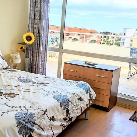Sunny Retreat For Two * סאני ביץ'