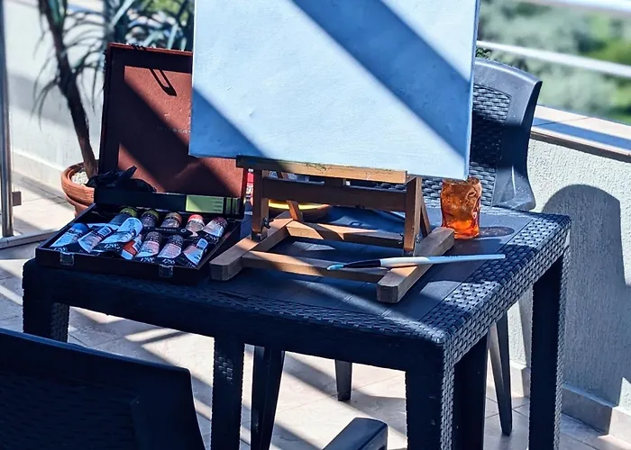 Sunny Beach Retreat For Two * Sunny Beach