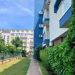 Sunny Beach Retreat For Two Apartament Sunny Beach