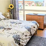 Sunny Retreat For Two * ساني بيتش
