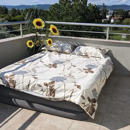 Sunny Retreat For Two Appartamento Sunny Beach